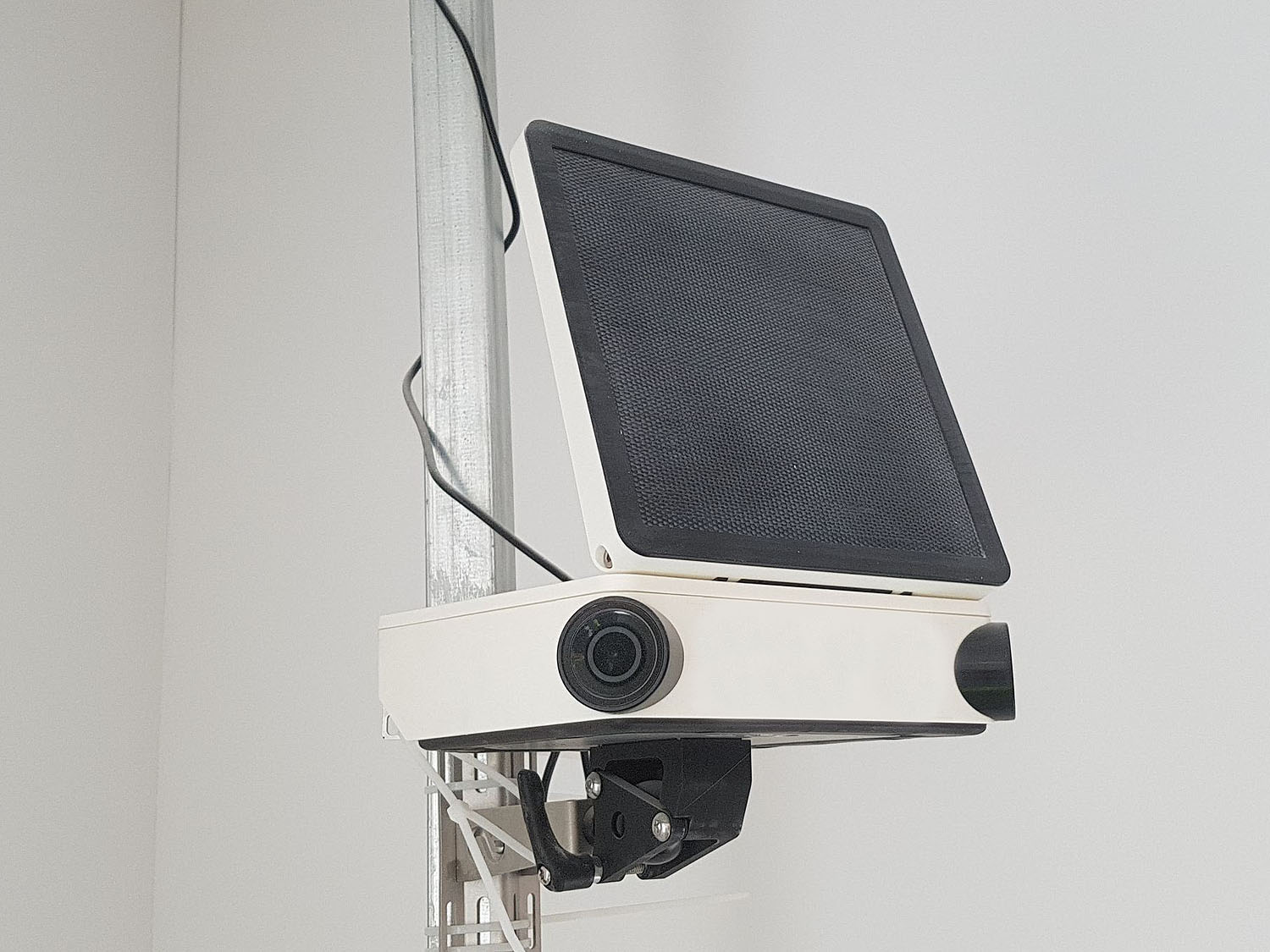 Telecamera per timelapse posizionata su un punto fisso Timelapse eventi aziendali: telecamera fissa che riprende a intervalli regolari